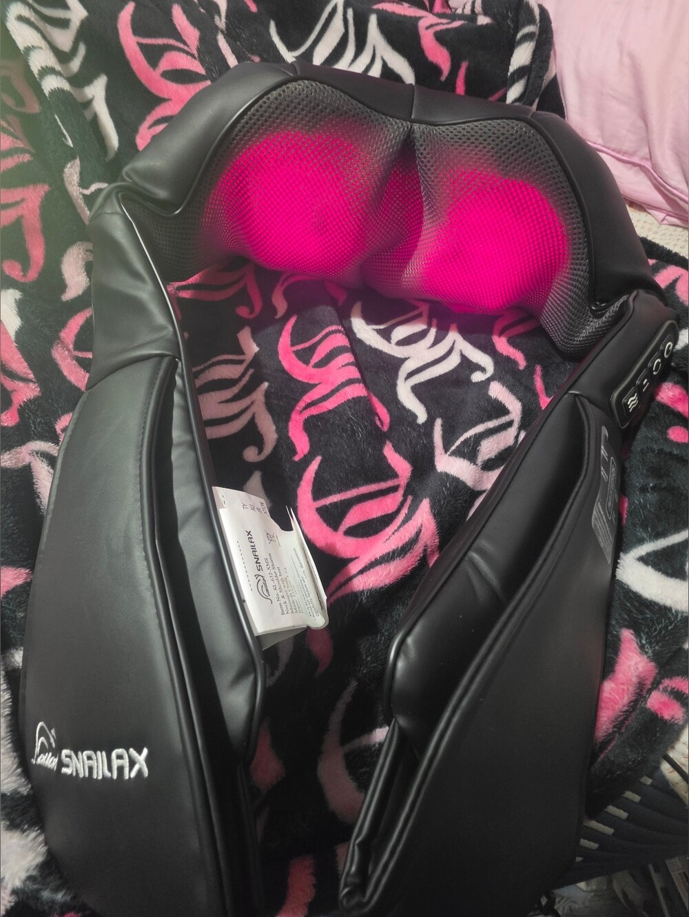 Snailax Black Shiatsu Neck & Shoulder Massager with Heat
